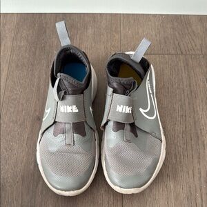 Nike Gray Sneakers with Velcro Strap and White Sole